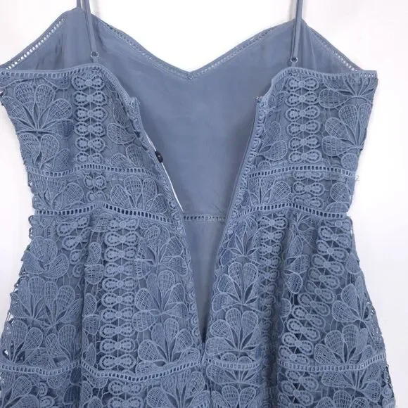 Lovers + Friends NWOT Mini Dress MEDIUM Dusty Blue Tinsley Lace Sleeveless SEXY - Picture 6 of 15